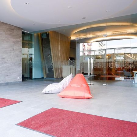 Harris Hotel And Conventions Kelapa Gading Джакарта Екстериор снимка