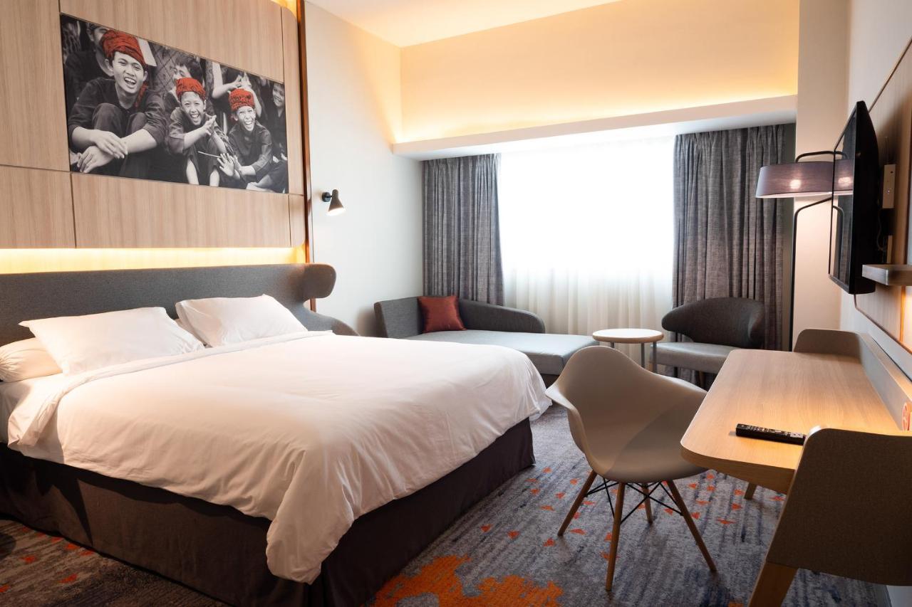 Harris Hotel And Conventions Kelapa Gading Джакарта Екстериор снимка