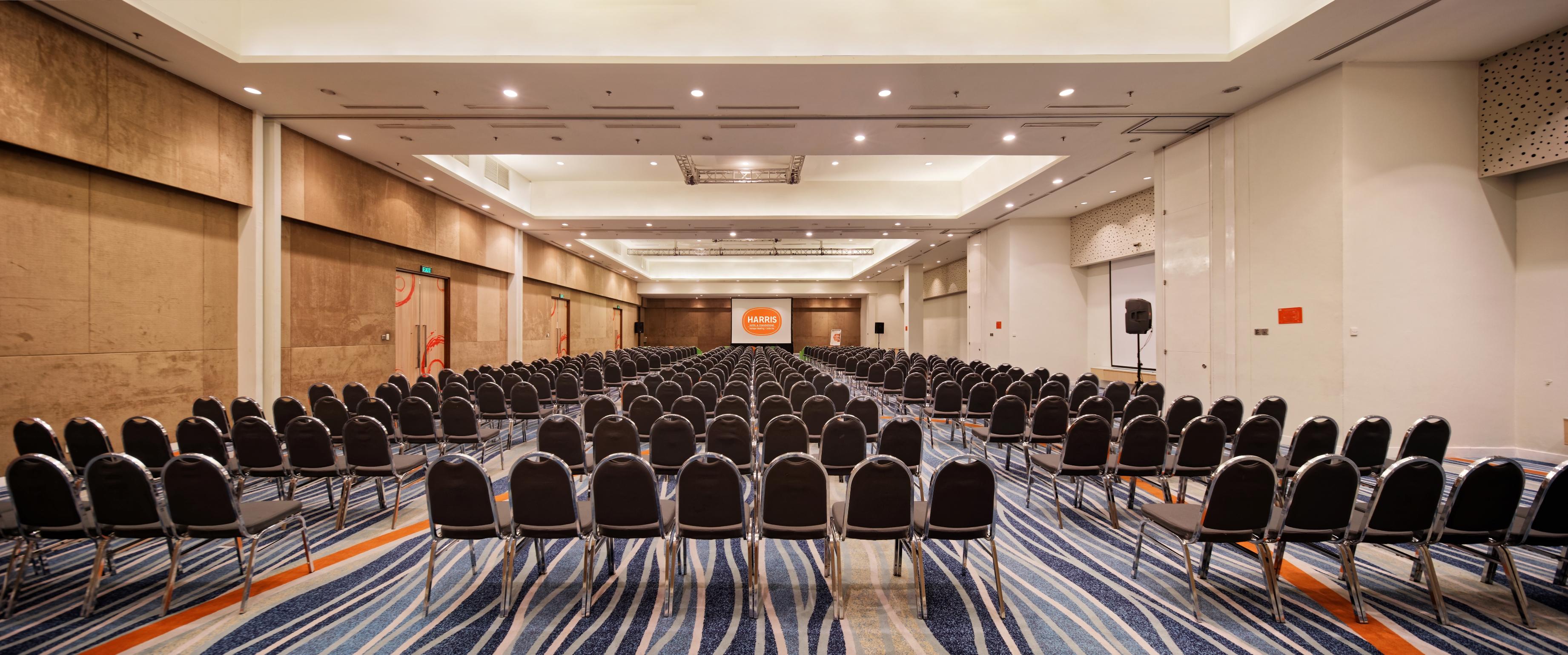 Harris Hotel And Conventions Kelapa Gading Джакарта Екстериор снимка