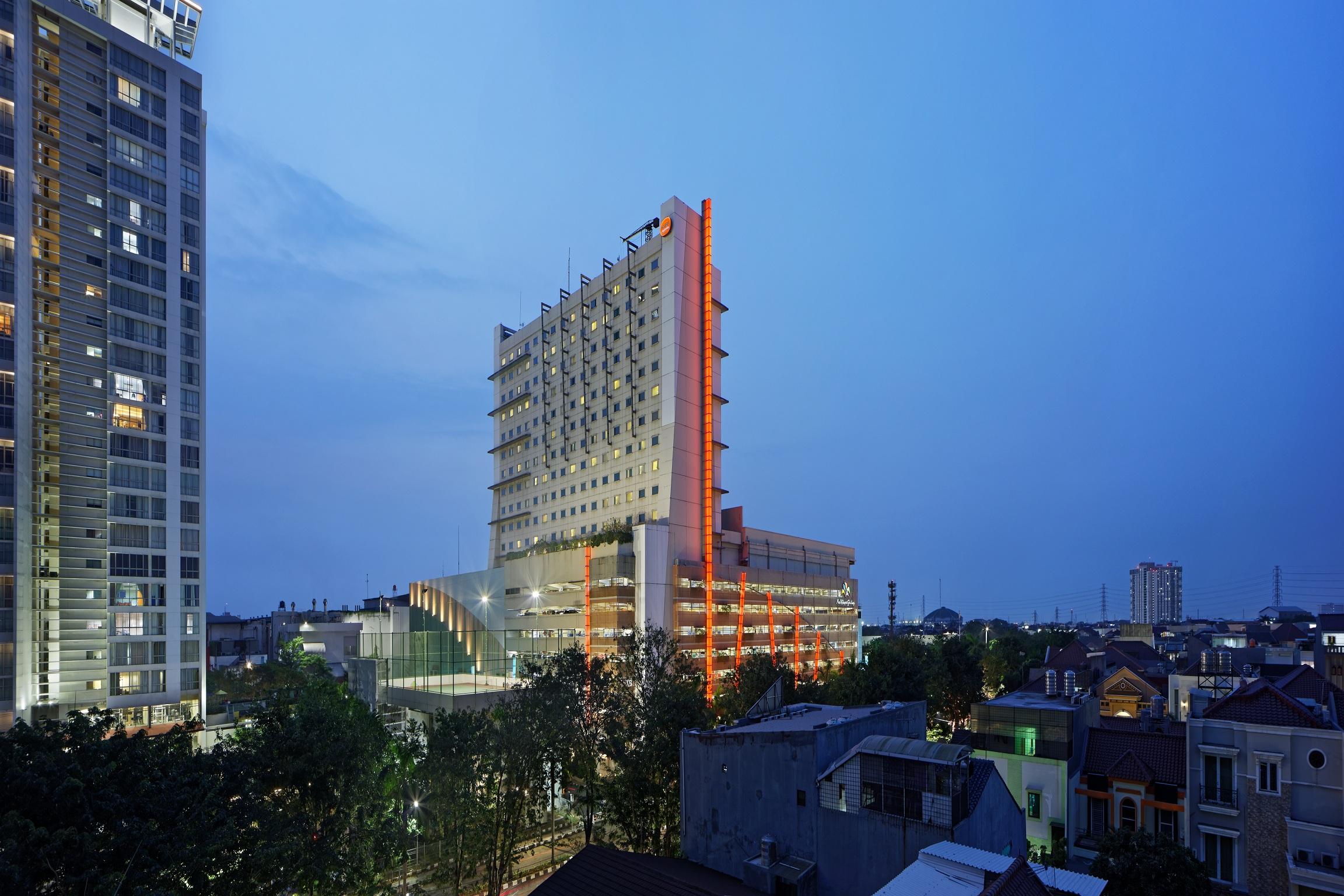 Harris Hotel And Conventions Kelapa Gading Джакарта Екстериор снимка
