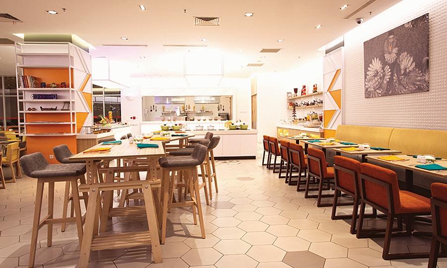 Harris Hotel And Conventions Kelapa Gading Джакарта Екстериор снимка