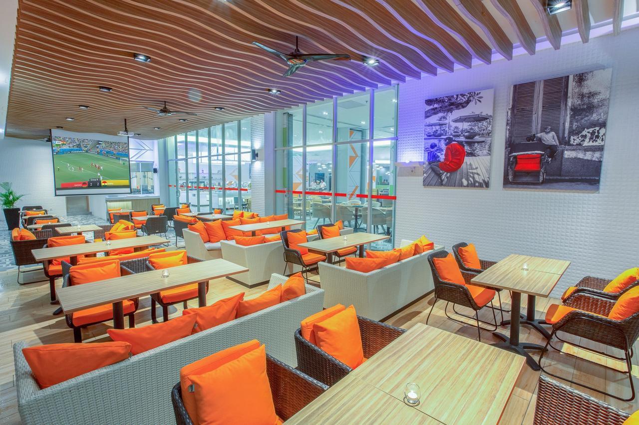 Harris Hotel And Conventions Kelapa Gading Джакарта Екстериор снимка