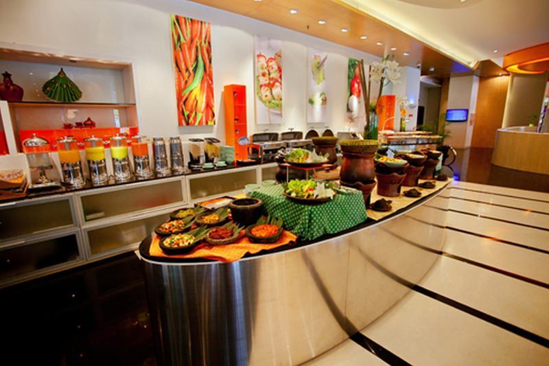 Harris Hotel And Conventions Kelapa Gading Джакарта Екстериор снимка