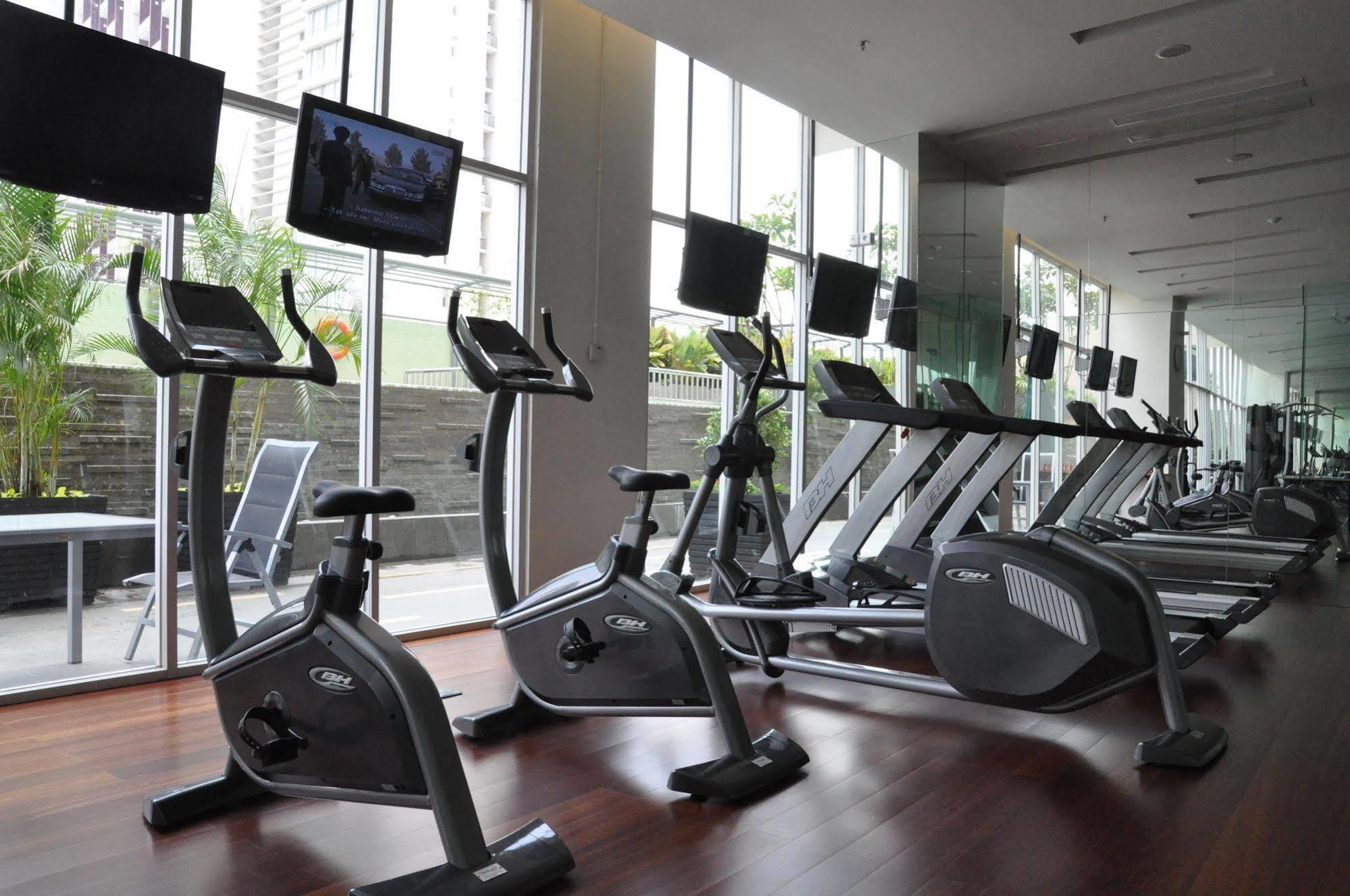 Harris Hotel And Conventions Kelapa Gading Джакарта Екстериор снимка