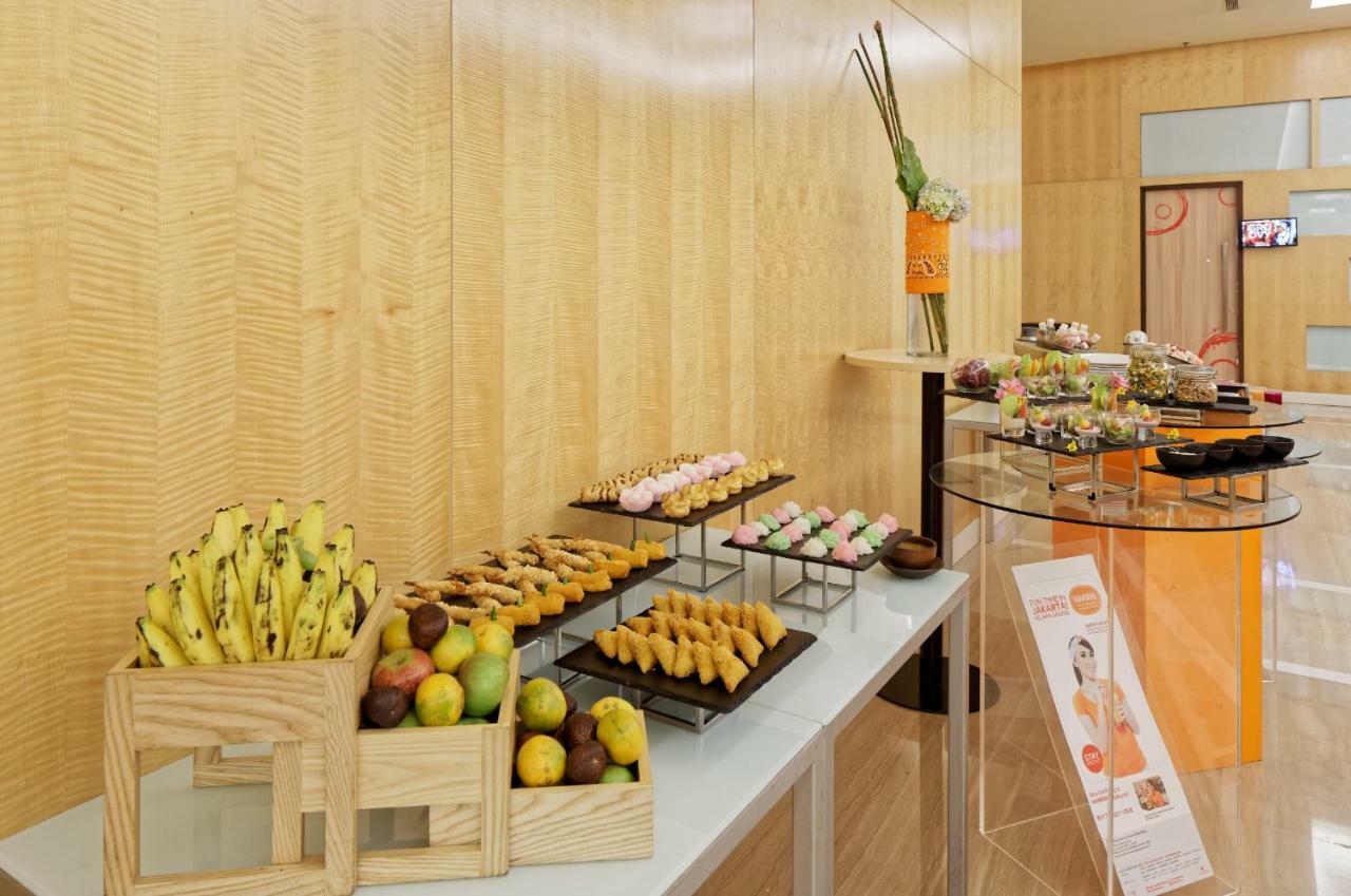 Harris Hotel And Conventions Kelapa Gading Джакарта Екстериор снимка